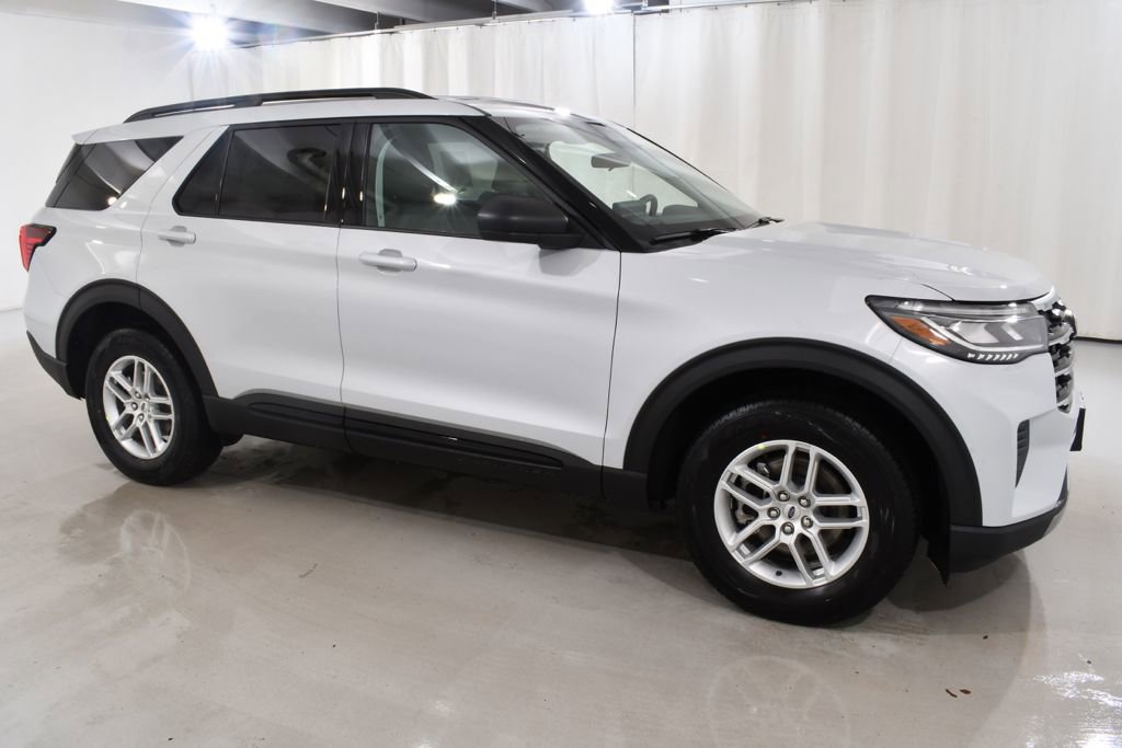 New 2026 Ford Explorer Active AWD/4WD image 5