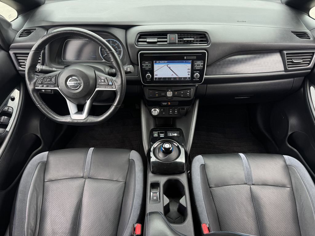 Used 2018 Nissan Leaf SL w/ SL Technology Package FWD image 12
