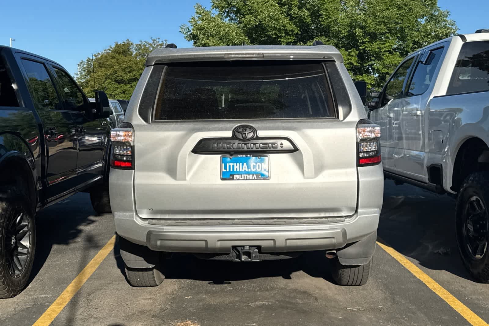 Used 2024 Toyota 4Runner TRD Off-Road Premium w/ Off Road Premium Plus Package AWD/4WD image 5