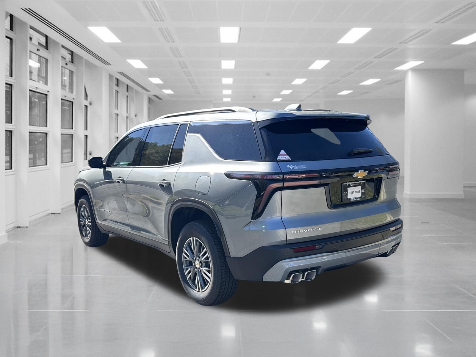 New 2027 Chevrolet Traverse LT w/ LPO, Floor Liner Package FWD image 7
