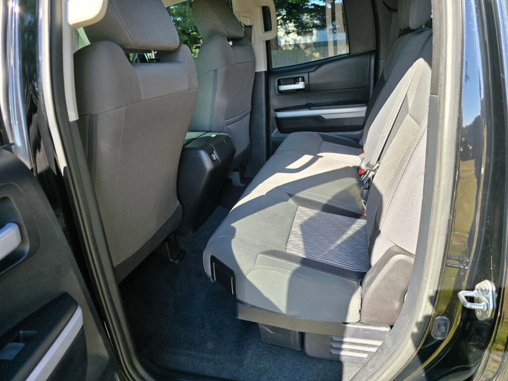 Used 2017 Toyota Tundra SR5 image 18