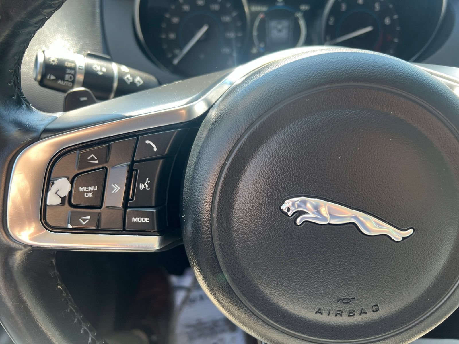 Used 2018 Jaguar F-PACE Prestige AWD/4WD image 23