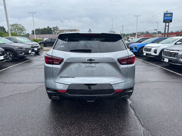 Used 2025 Chevrolet Blazer RS w/ Enhanced Convenience Package AWD/4WD image 6