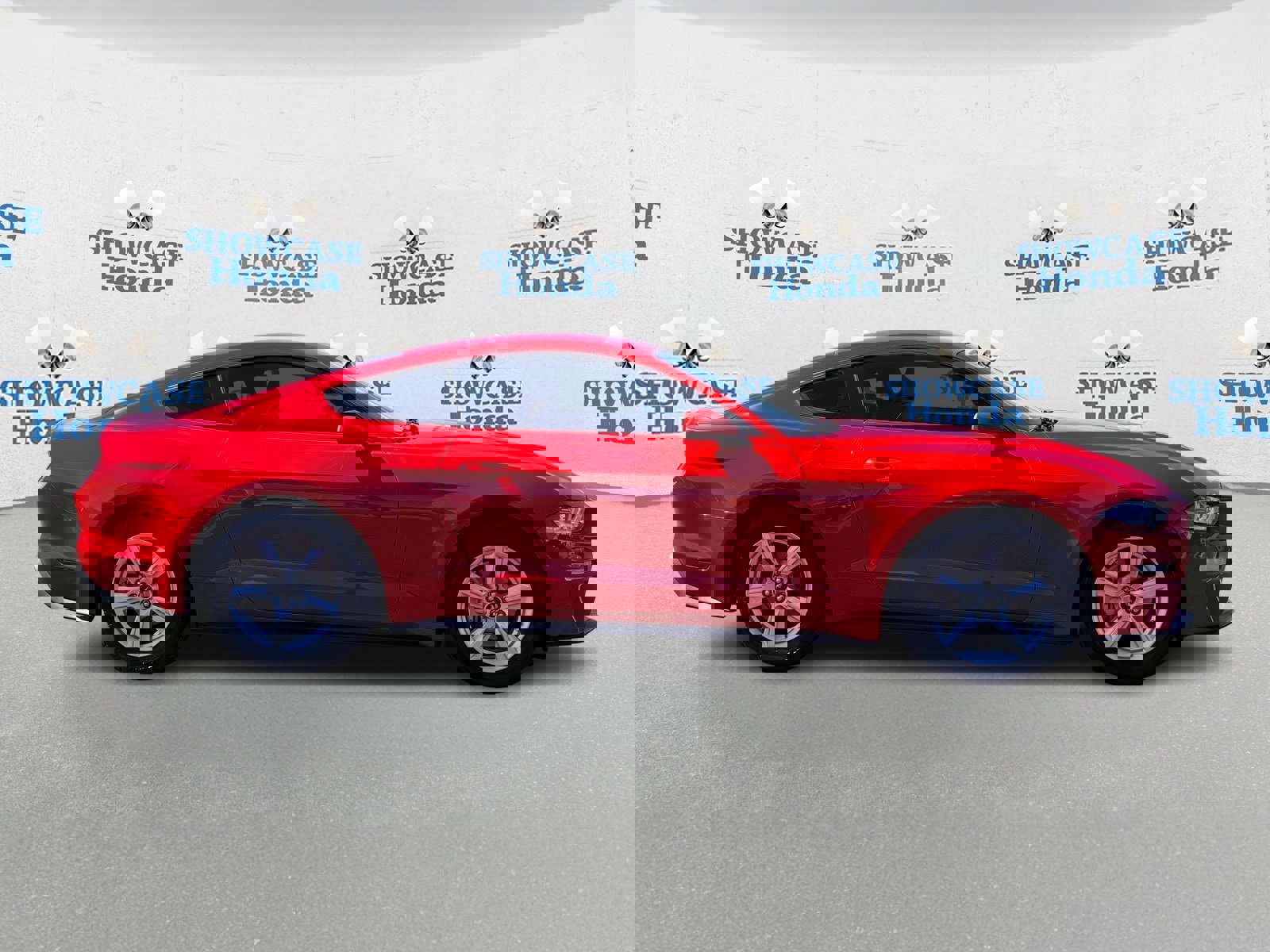 Used 2019 Ford Mustang Coupe image 8