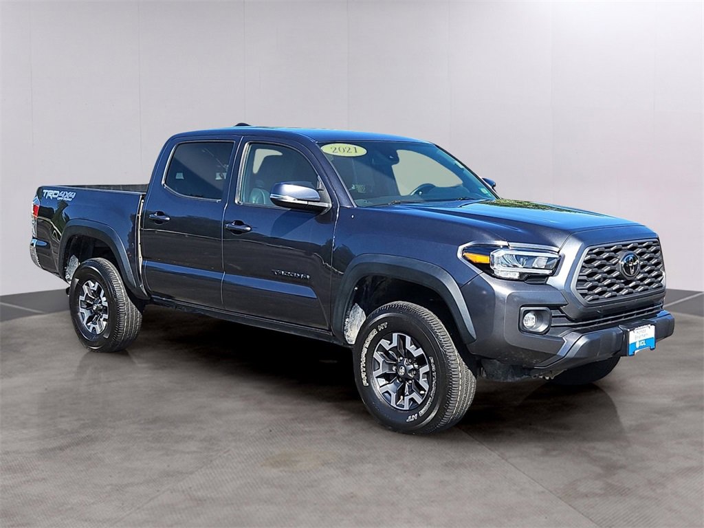 Used 2021 Toyota Tacoma TRD Off-Road image 3