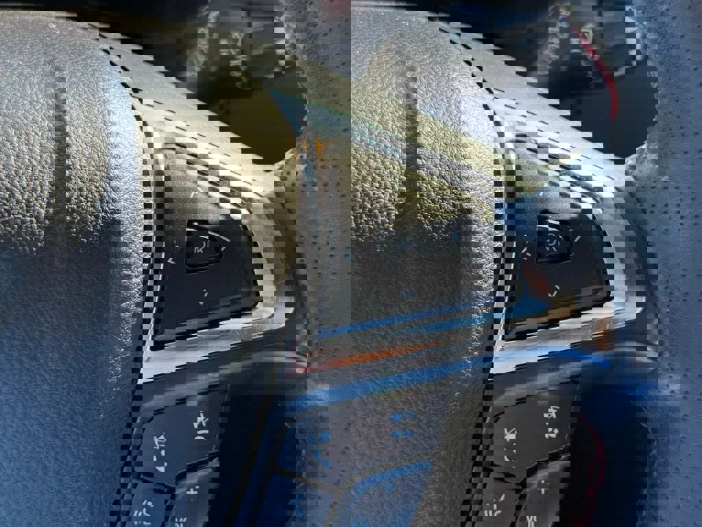 Certified 2023 Ford Edge ST-Line w/ Cargo Accessory Package image 24