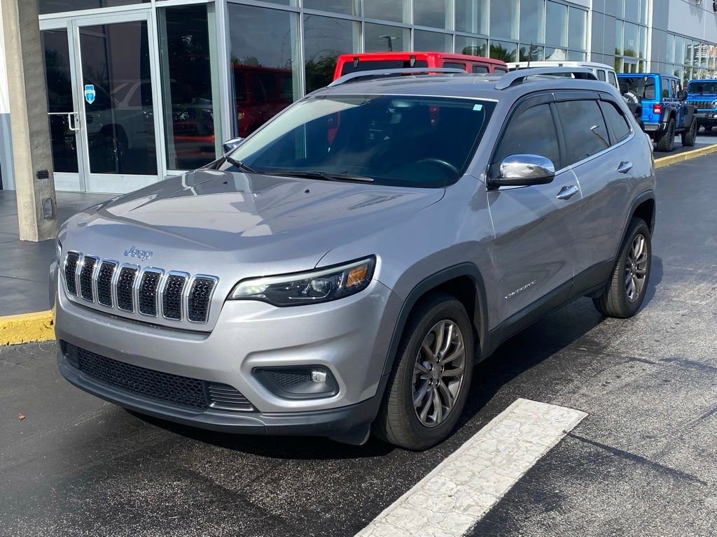 Used 2020 Jeep Cherokee Latitude Plus w/ Comfort/Convenience Group FWD image 4