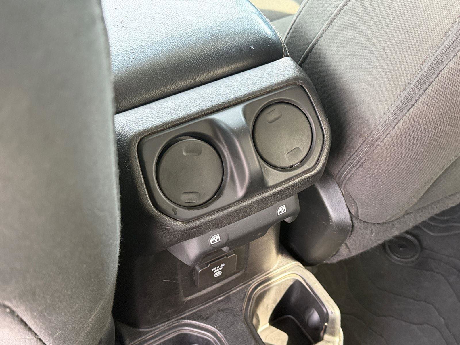 Used 2018 Jeep Wrangler Unlimited Sahara w/ Dual Top Group image 43