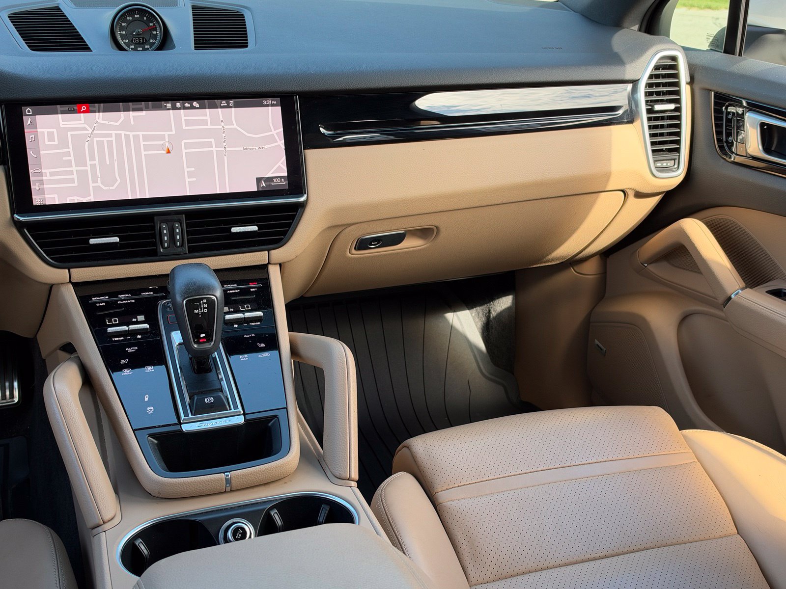 Certified 2021 Porsche Cayenne S AWD/4WD image 30