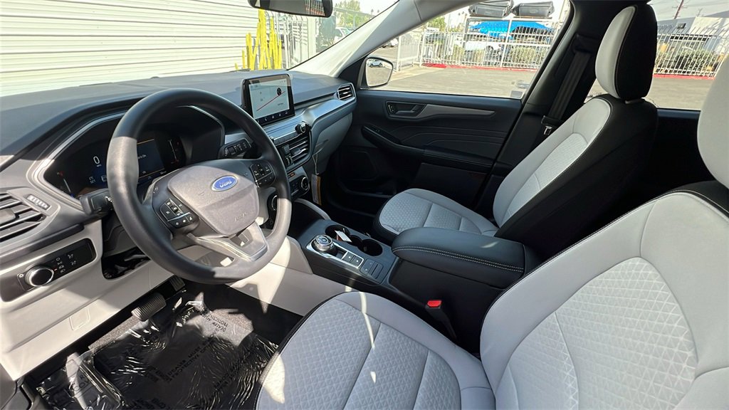 New 2025 Ford Escape Active image 17