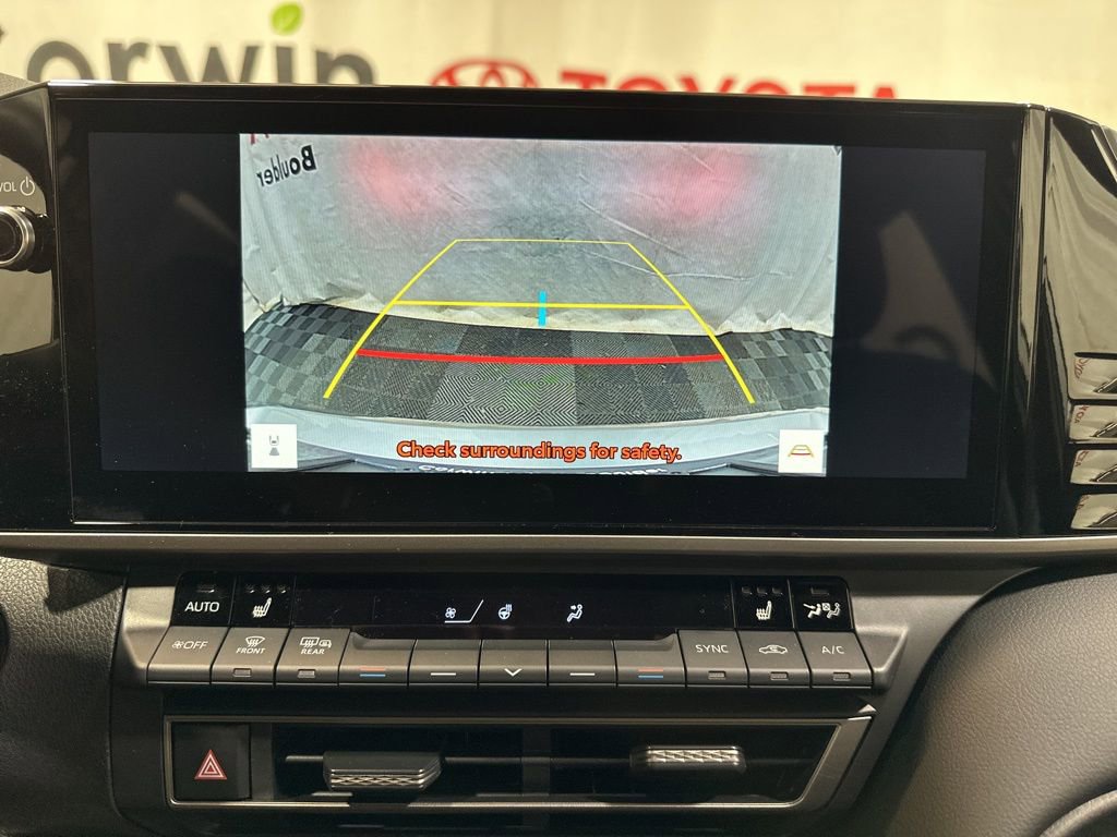 Used 2025 Toyota Camry XSE image 32