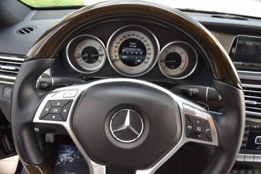 Used 2014 Mercedes-Benz E 250 BlueTEC Sedan image 65