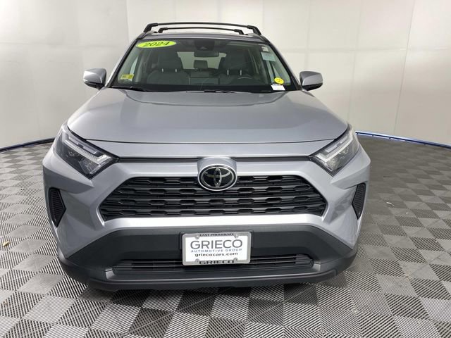 Used 2024 Toyota RAV4 XLE image 3