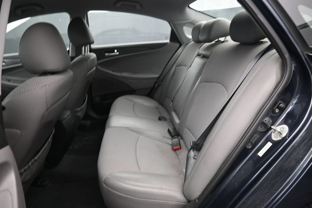 Used 2011 Hyundai Sonata SE FWD image 21