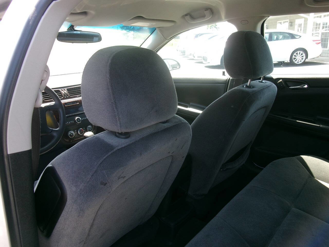 Used 2014 Chevrolet Impala Limited LS FWD image 17