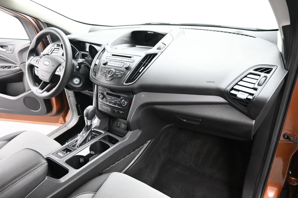 Used 2017 Ford Escape SE AWD/4WD image 19