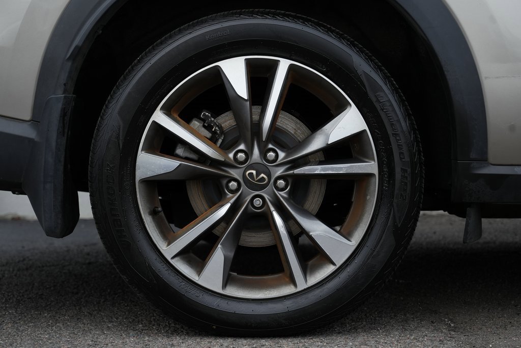 Used 2022 INFINITI QX60 Luxe w/ Cargo Package image 11