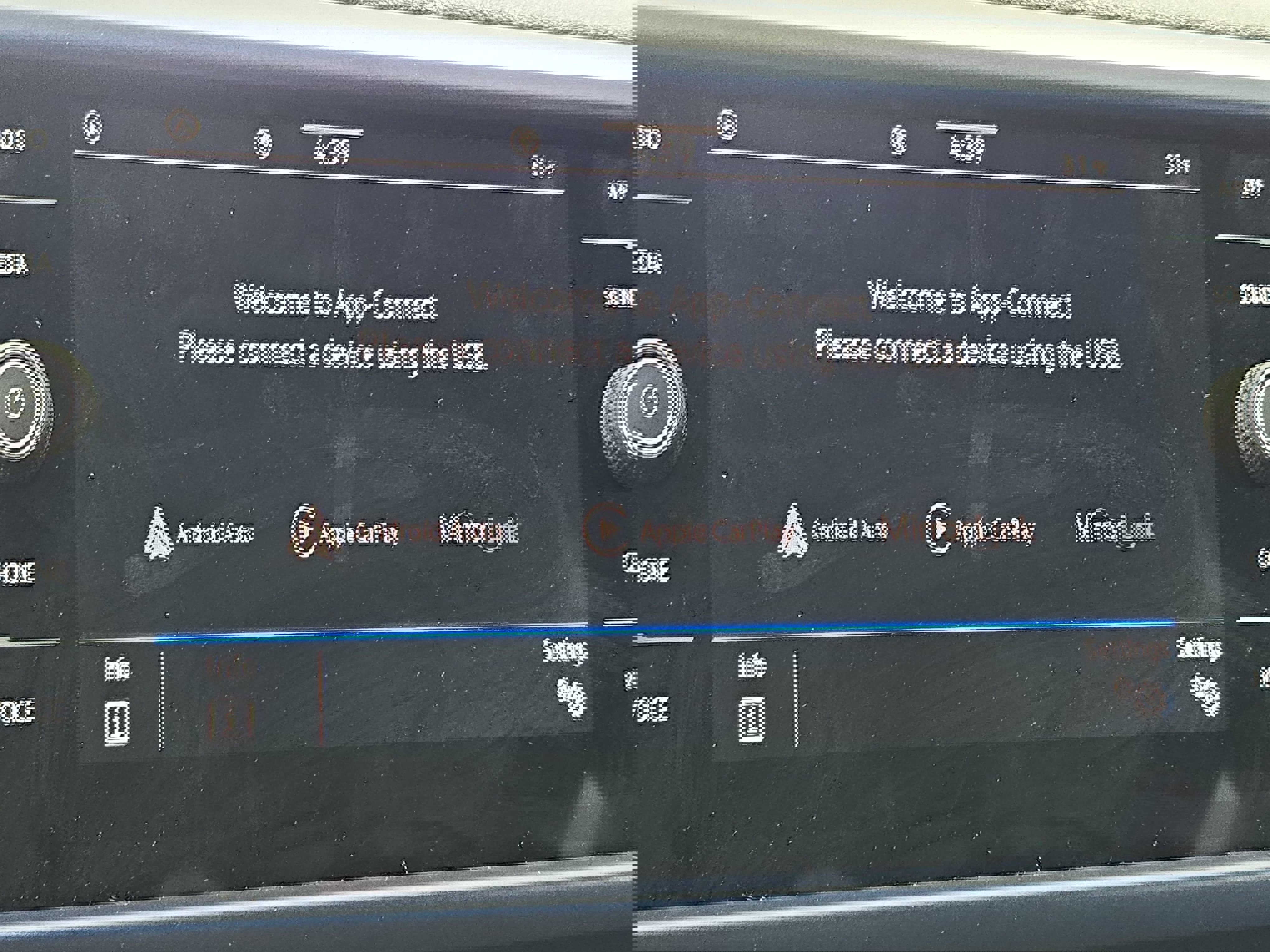 Certified 2023 Volkswagen Taos SE w/ Panoramic Sunroof Package image 21