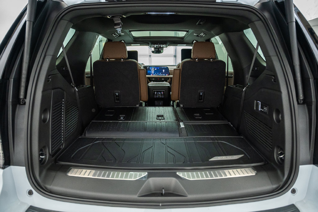 New 2026 Chevrolet Tahoe High Country AWD/4WD image 10