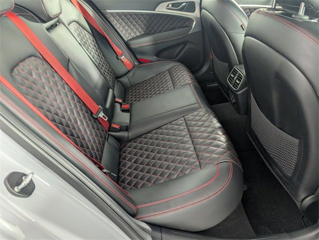 Used 2022 Genesis G70 3.3T image 30