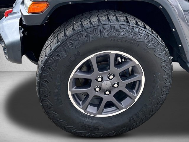 Used 2022 Jeep Gladiator Overland w/ Popular Equipment Package AWD/4WD image 10