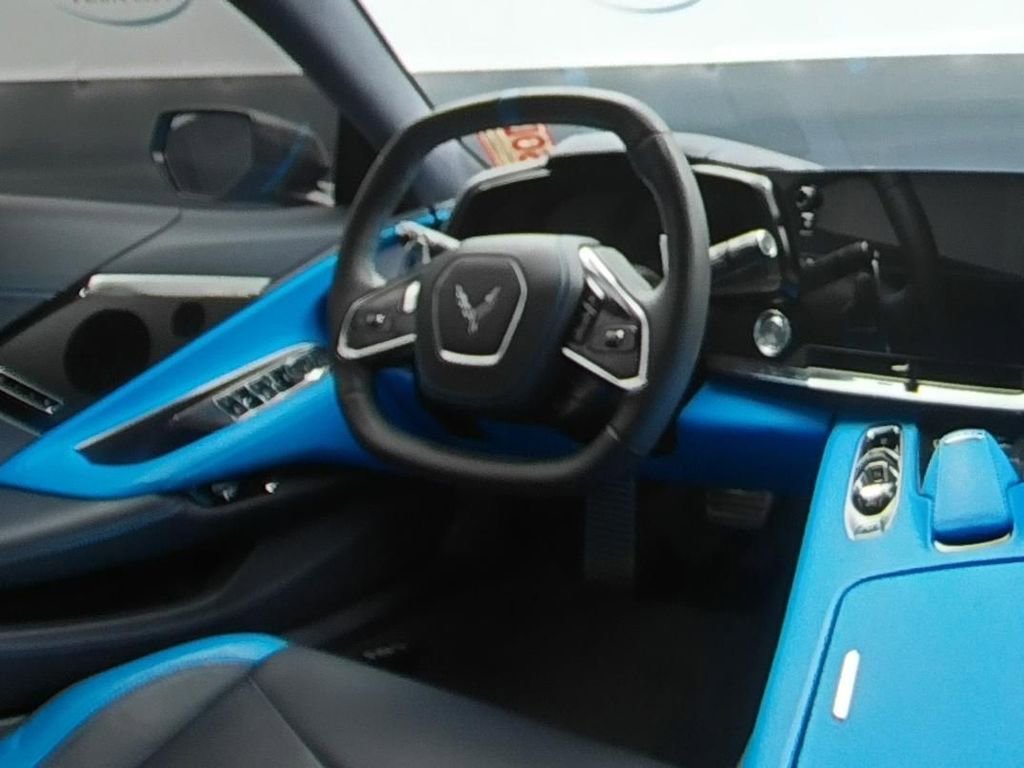 Used 2023 Chevrolet Corvette Stingray Premium Conv w/ Z51 Performance Package RWD image 16