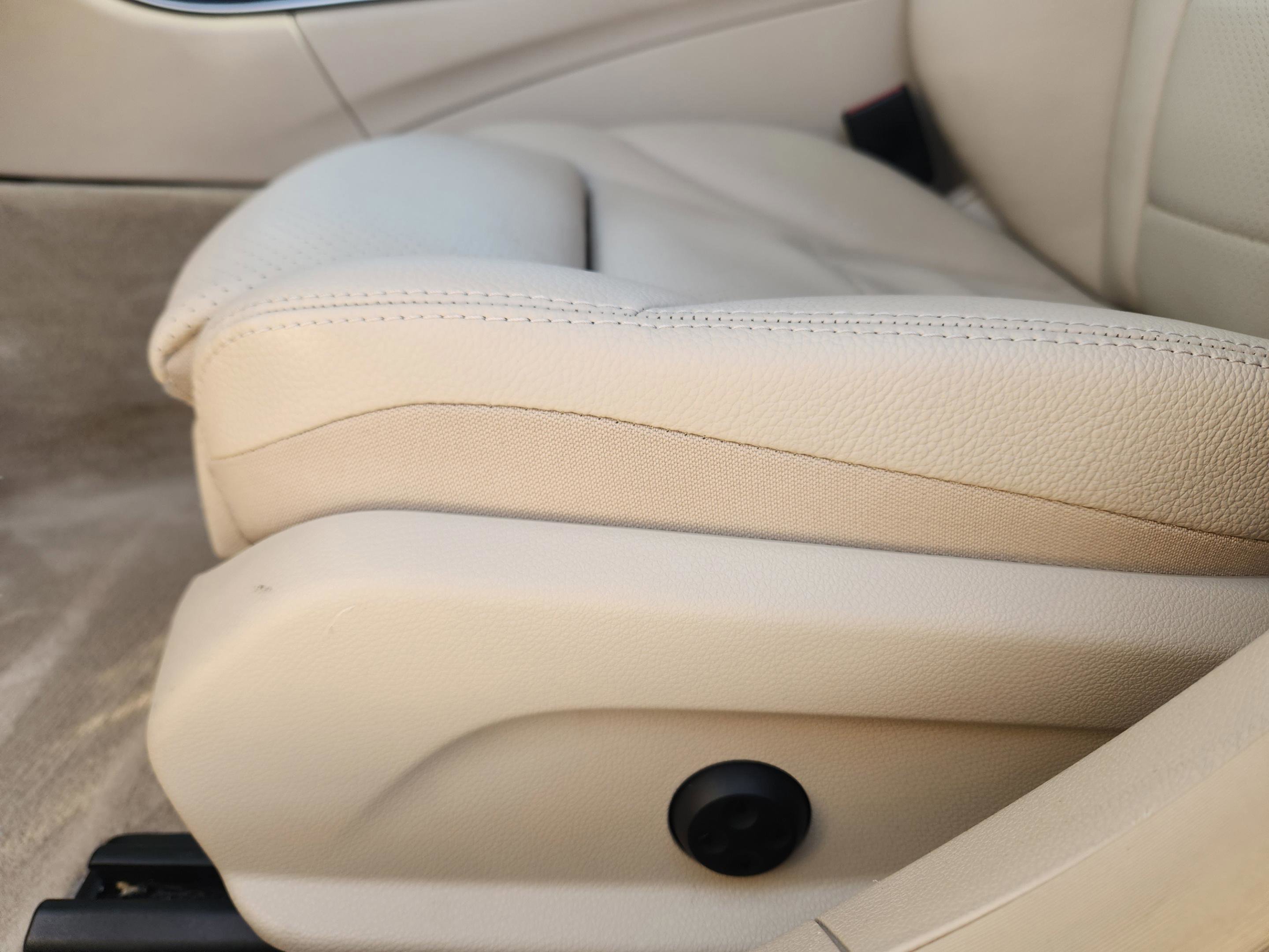 Used 2015 Mercedes-Benz C 300 C 300 image 24