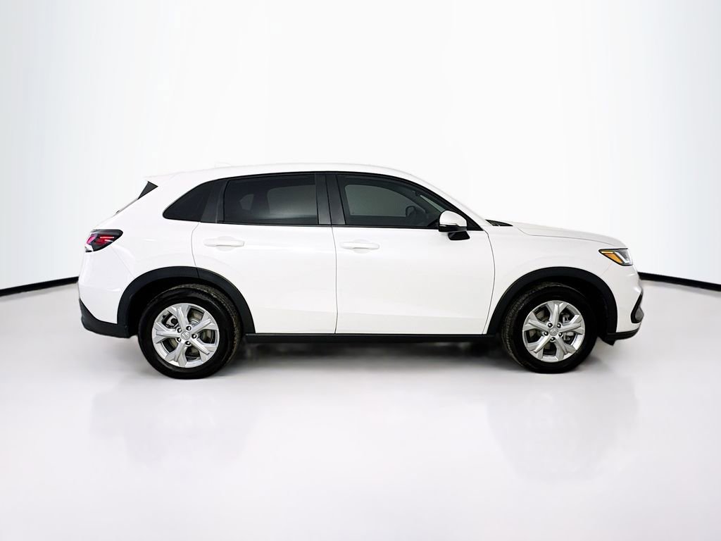 Used 2024 Honda HR-V LX image 10