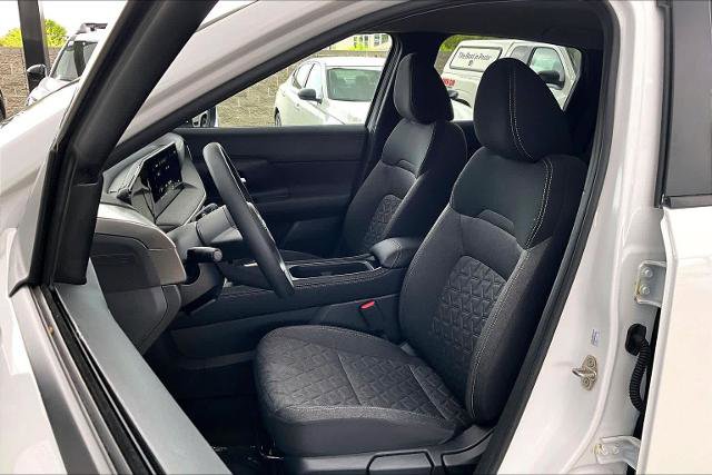 Certified 2025 Nissan Kicks SV AWD/4WD image 8