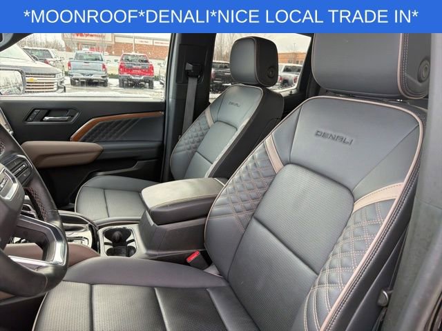 Used 2024 GMC Canyon Denali w/ LPO, Denali Black Edition image 22