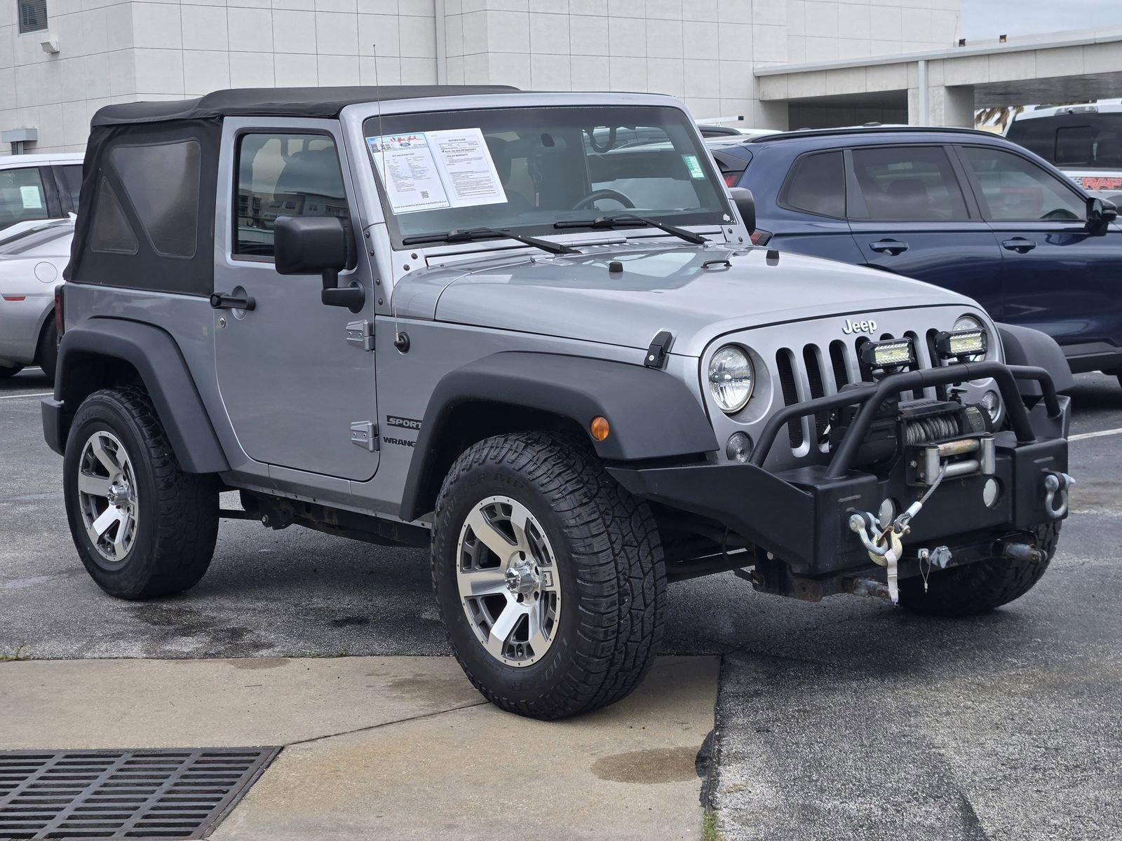 Used 2015 Jeep Wrangler Sport w/ Connectivity Group AWD/4WD image 3