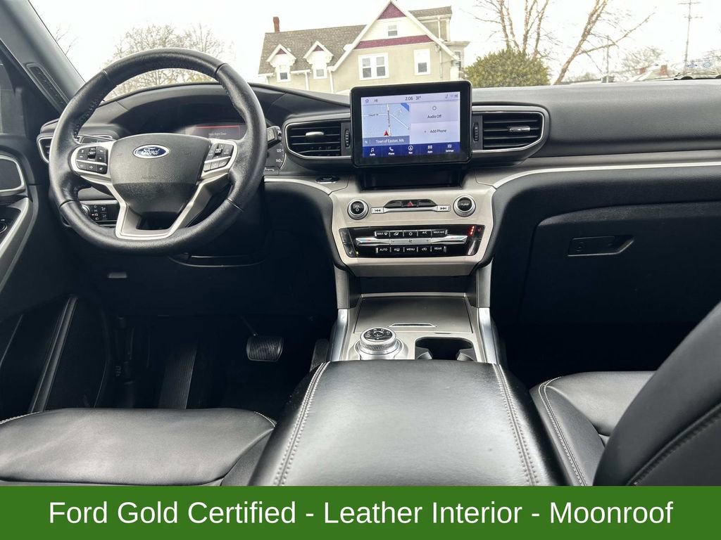 Certified 2022 Ford Explorer XLT w/ Equipment Group 202A image 18