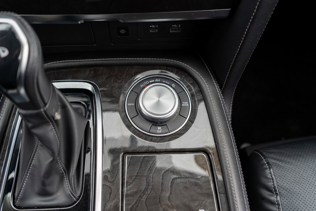 Used 2024 INFINITI QX80 Luxe image 31