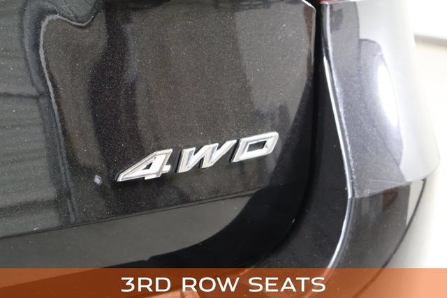 Used 2024 Ford Explorer XLT w/ Equipment Group 202A AWD/4WD image 10