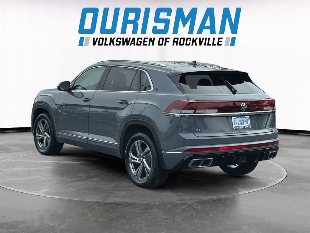 Used 2024 Volkswagen Atlas Cross Sport SEL R-Line image 4