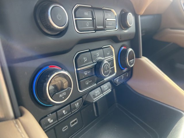 Used 2024 Chevrolet Tahoe Premier image 7