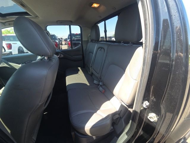 Used 2019 Nissan Frontier SL RWD image 14