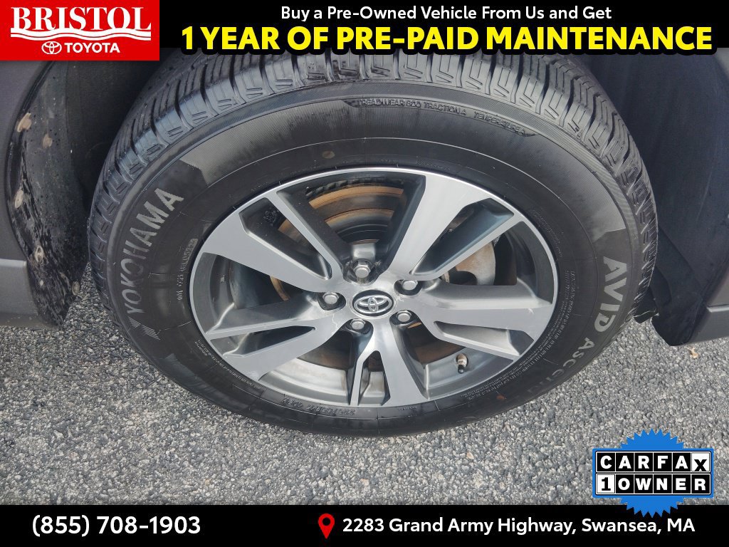 Used 2018 Toyota RAV4 XLE AWD/4WD image 10