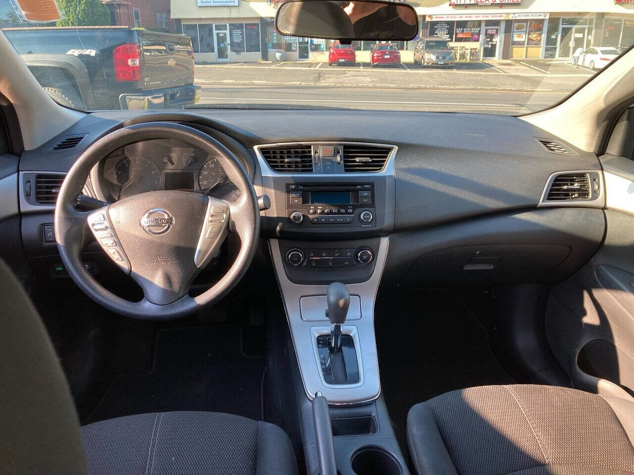 Used 2015 Nissan Sentra S image 6