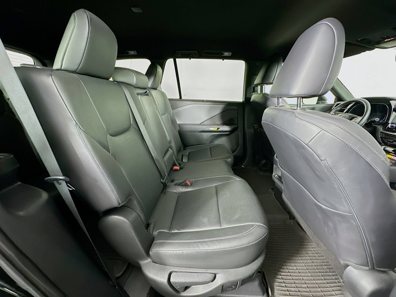 Used 2024 Lexus TX 350 AWD w/ Cold Weather Package image 28