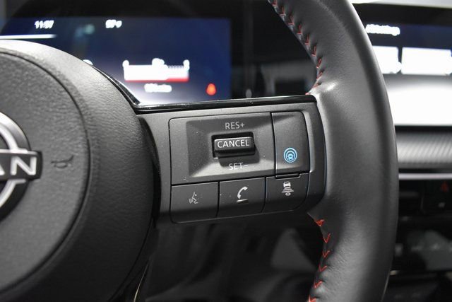 Certified 2025 Nissan Kicks SR image 25