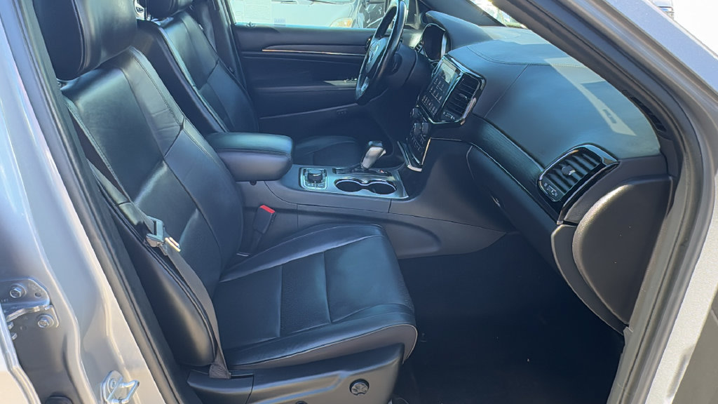 Used 2021 Jeep Grand Cherokee High Altitude AWD/4WD image 15