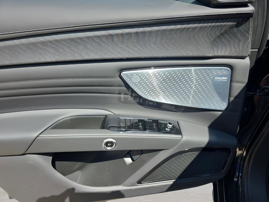 New 2025 Maserati Grecale GT image 17