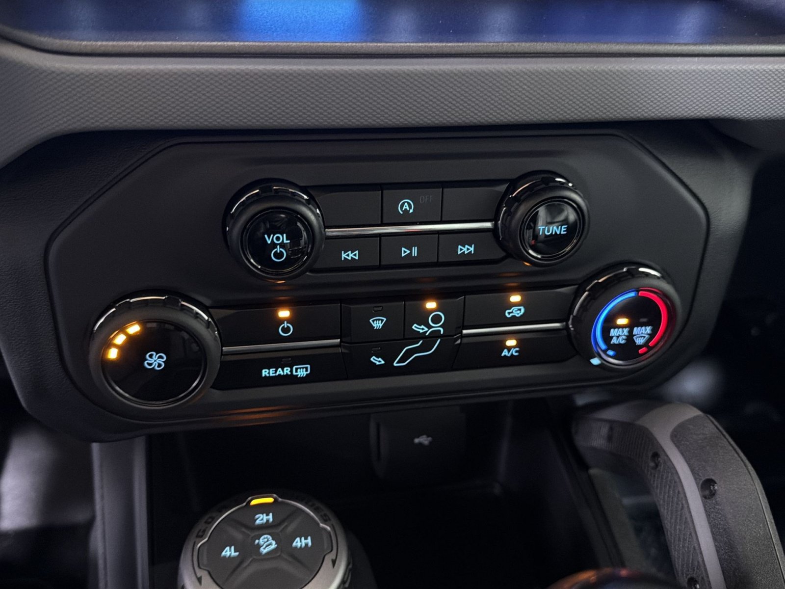 Used 2024 Ford Bronco Big Bend AWD/4WD image 21