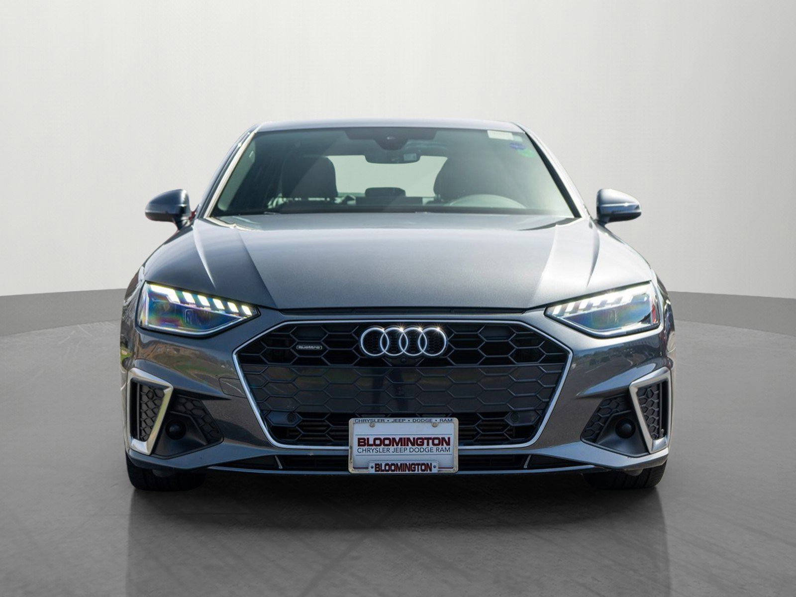 Used 2022 Audi A4 2.0T Premium Plus w/ Premium Plus Package AWD/4WD image 2