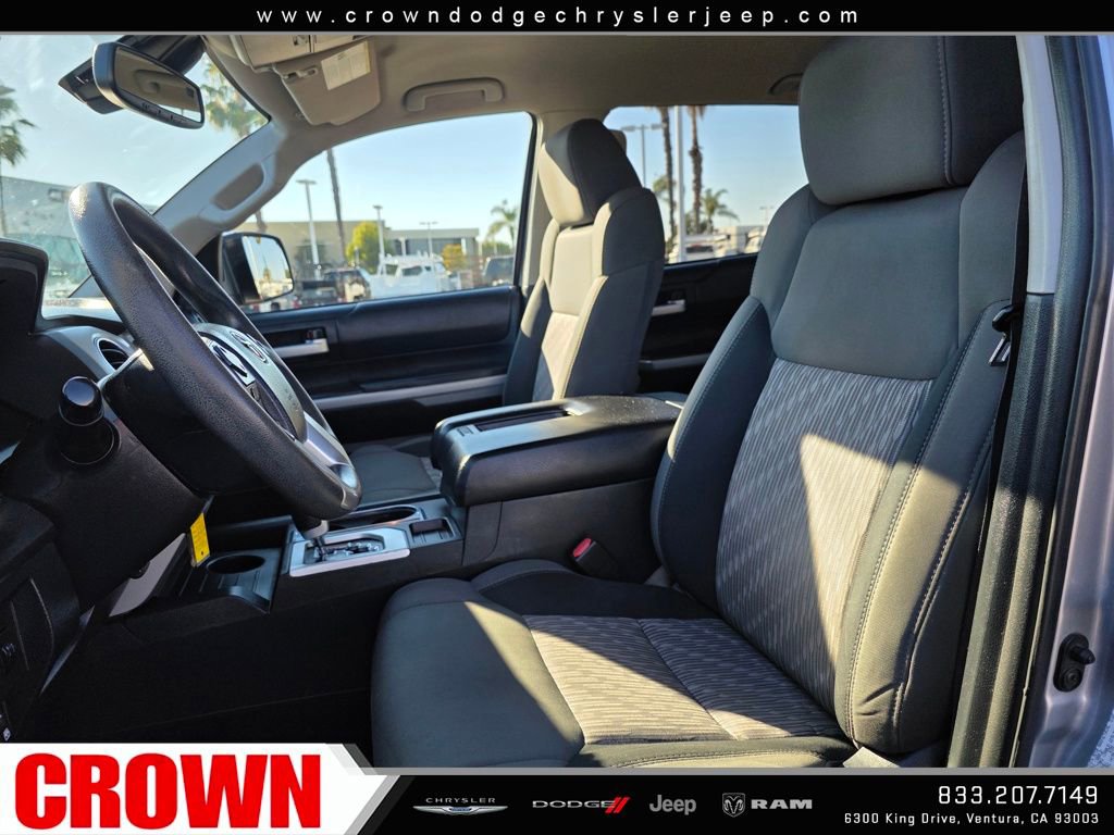 Used 2018 Toyota Tundra SR5 w/ SR5 Upgrade Package image 24