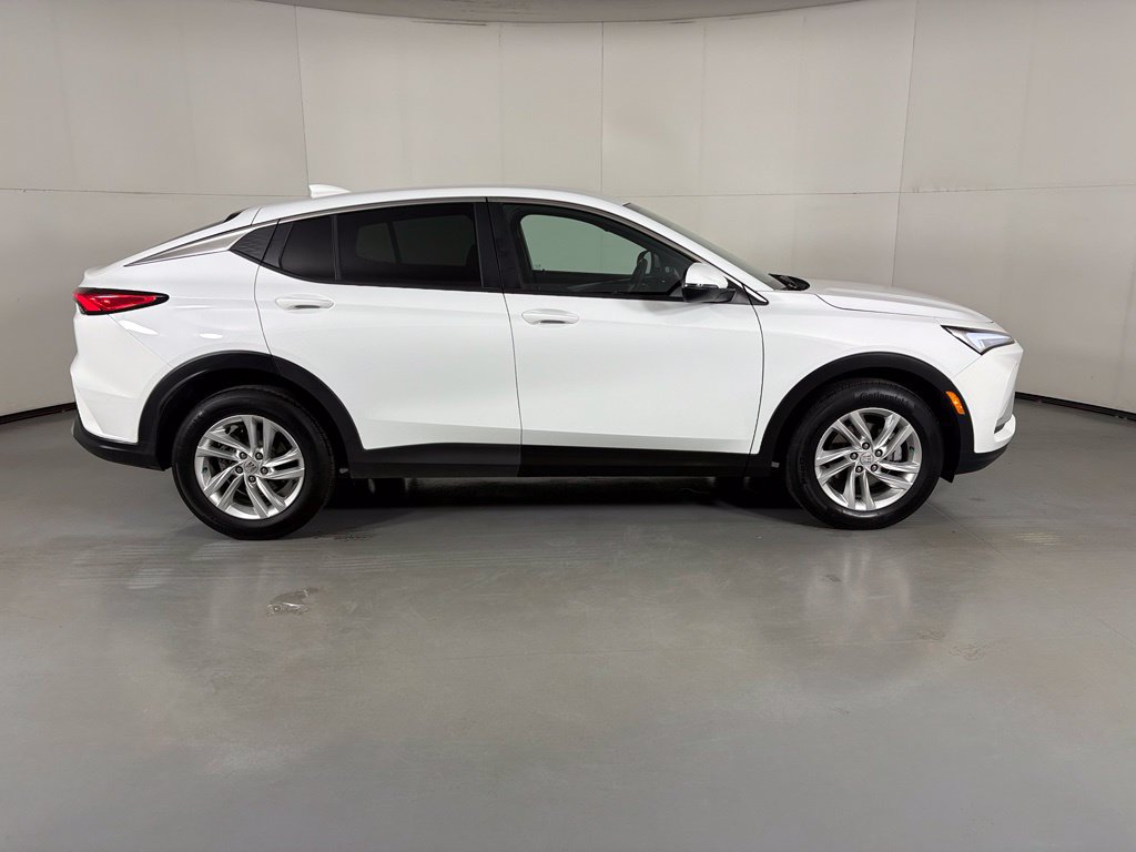 Used 2026 Buick Envista Preferred FWD image 9