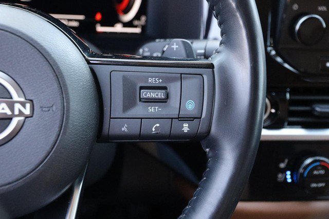 Used 2023 Nissan Pathfinder Platinum AWD/4WD image 15