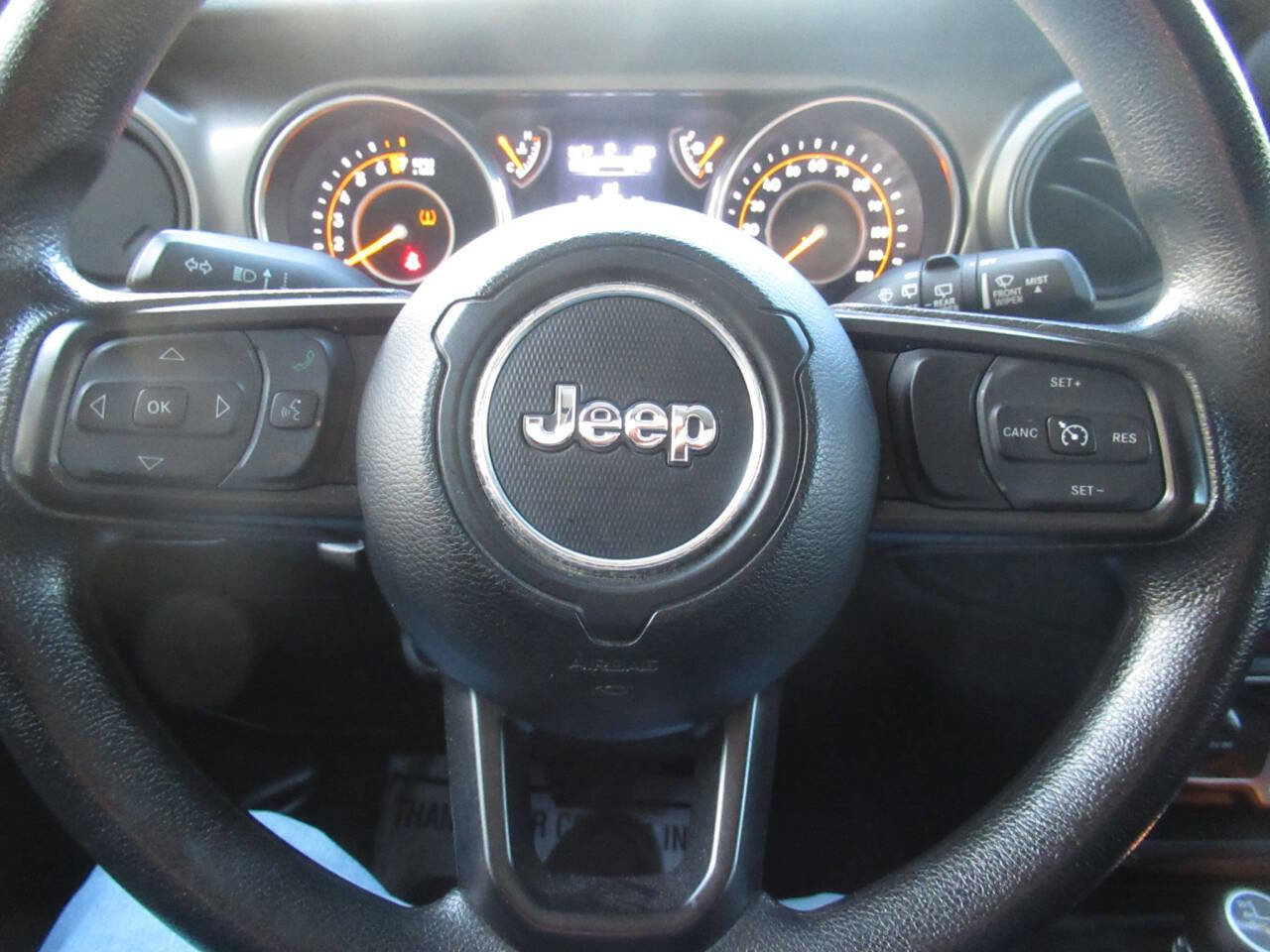 Used 2018 Jeep Wrangler Unlimited Sport image 29