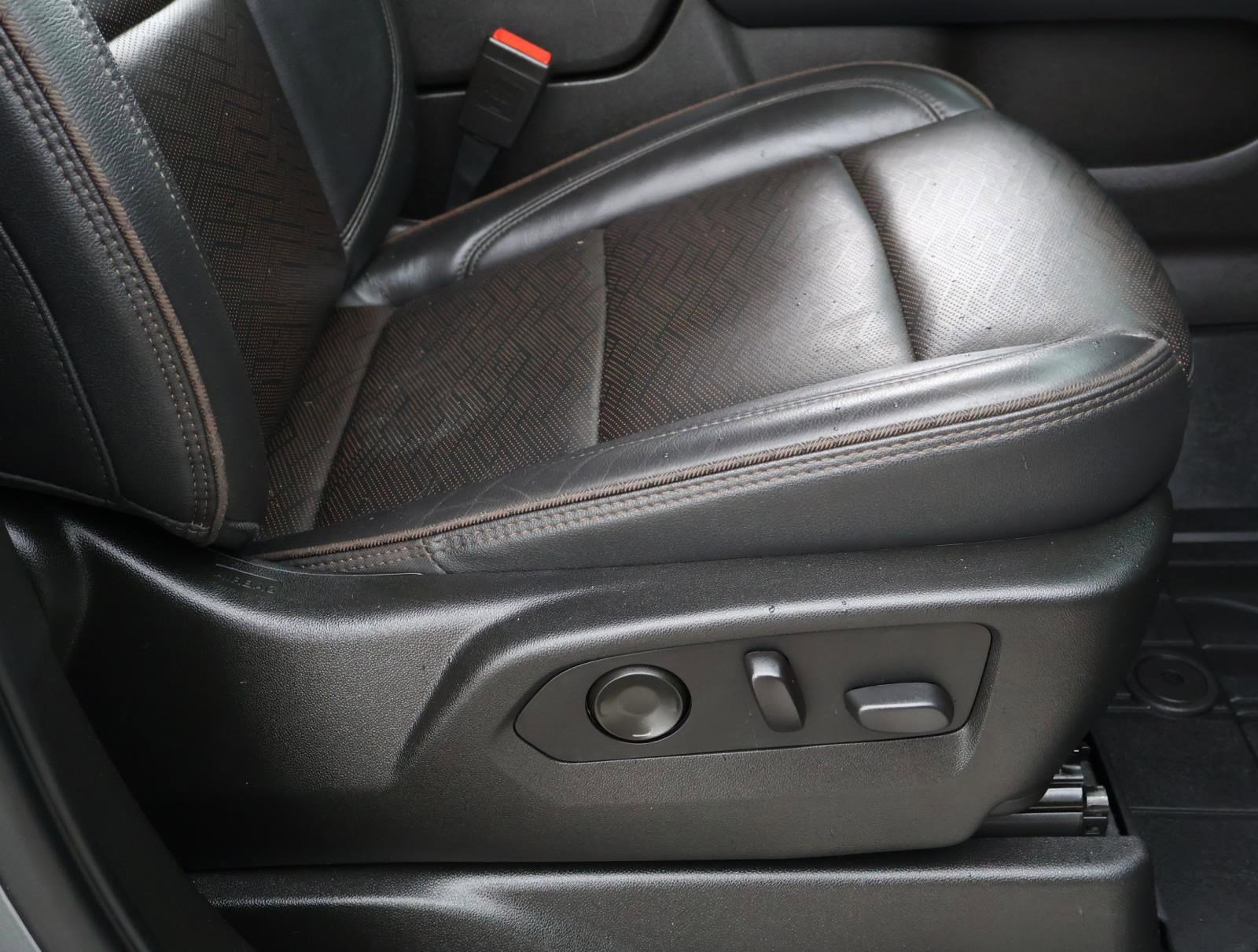 Used 2021 Chevrolet Suburban High Country image 22